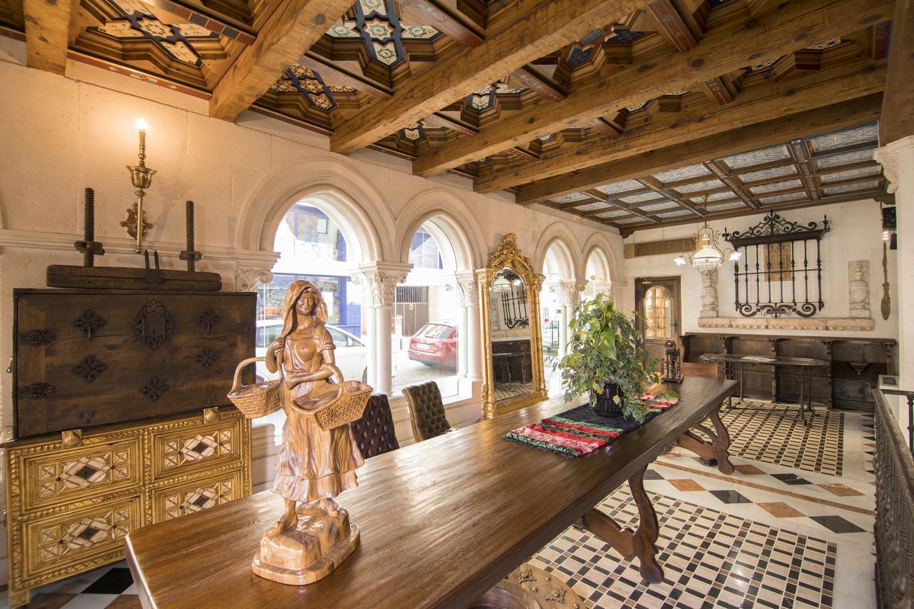 Hotel Julia Aranda de Duero Εξωτερικό φωτογραφία